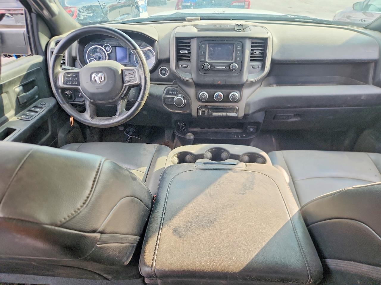 2022 Ram 2500 VIN 3C6UR5CJ6NG203137 photo 8