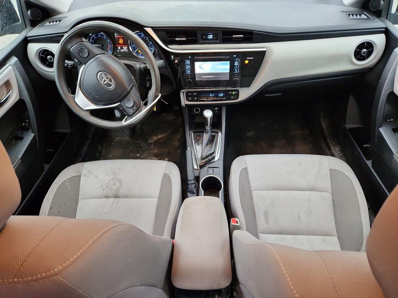 2017 Toyota Corolla VIN 2T1BURHE0HC934663 photo 8