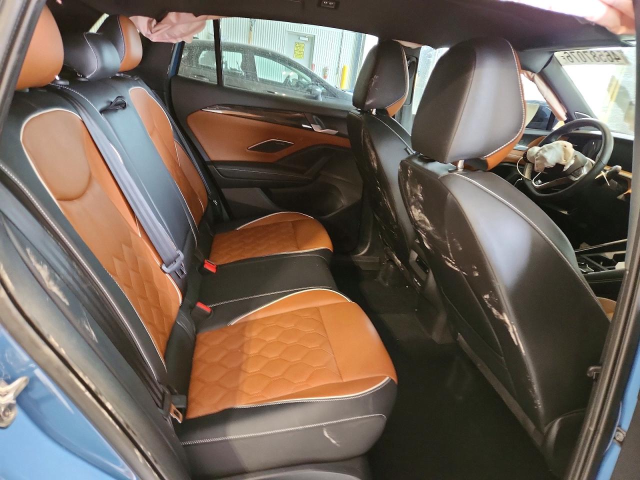 2025 Tiguan VIN 3VVLR7RM8SM049711 photo 10