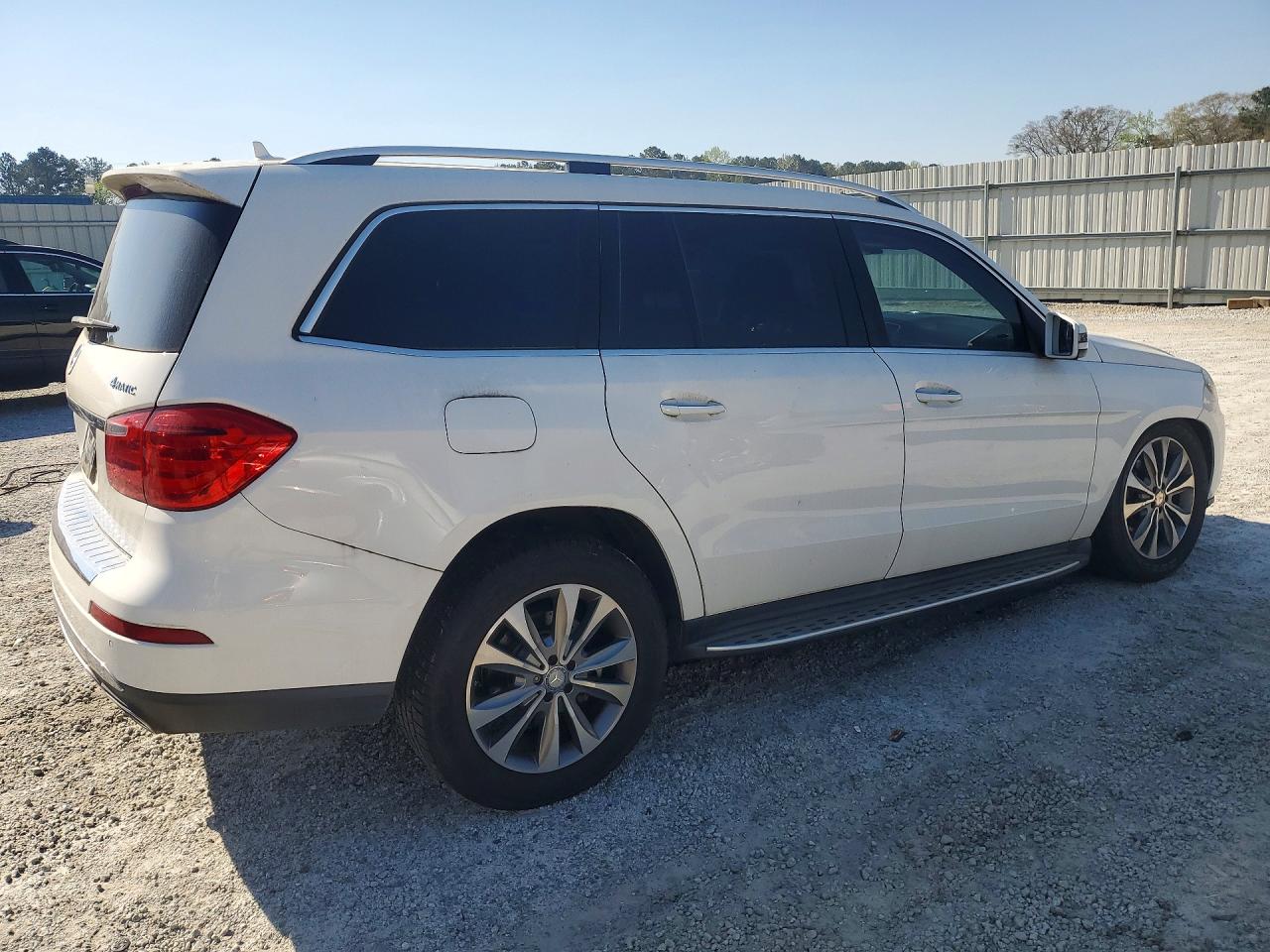 2014 Mercedes-Benz Gl-class VIN 4JGDF7CE1EA403790 photo 3