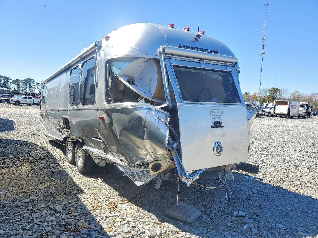 2021 AIRSTREAM Unknown VIN 1STT9YL27MJ555799 photo 3