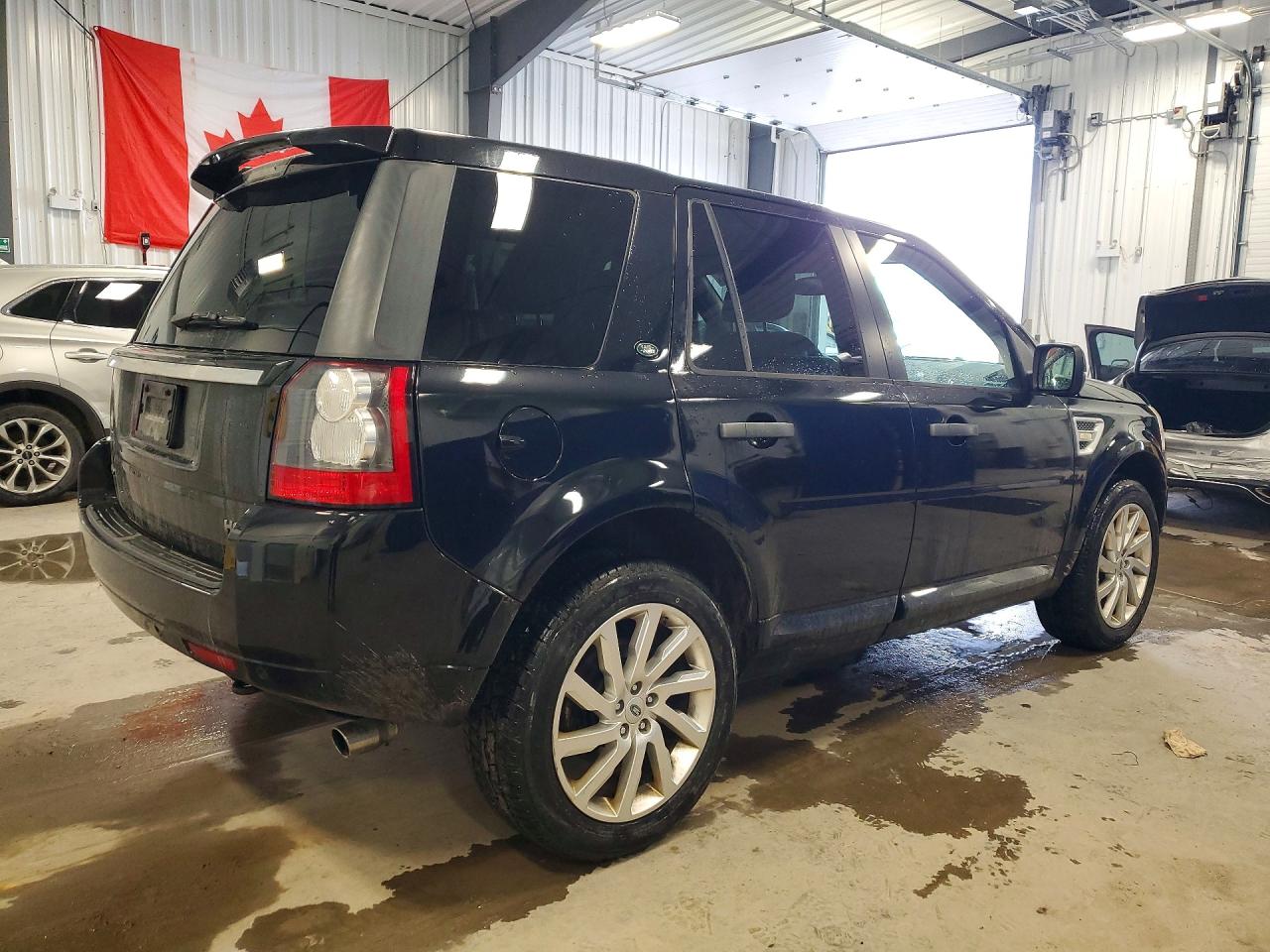 2011 Land Lr2 VIN SALFR2BN3BH244727 photo 3
