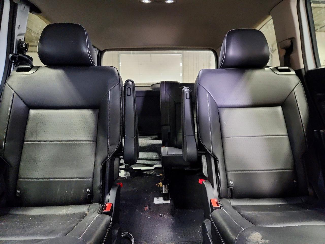 2023 Volkswagen Atlas VIN 1V2KR2CA7PC551872 photo 10
