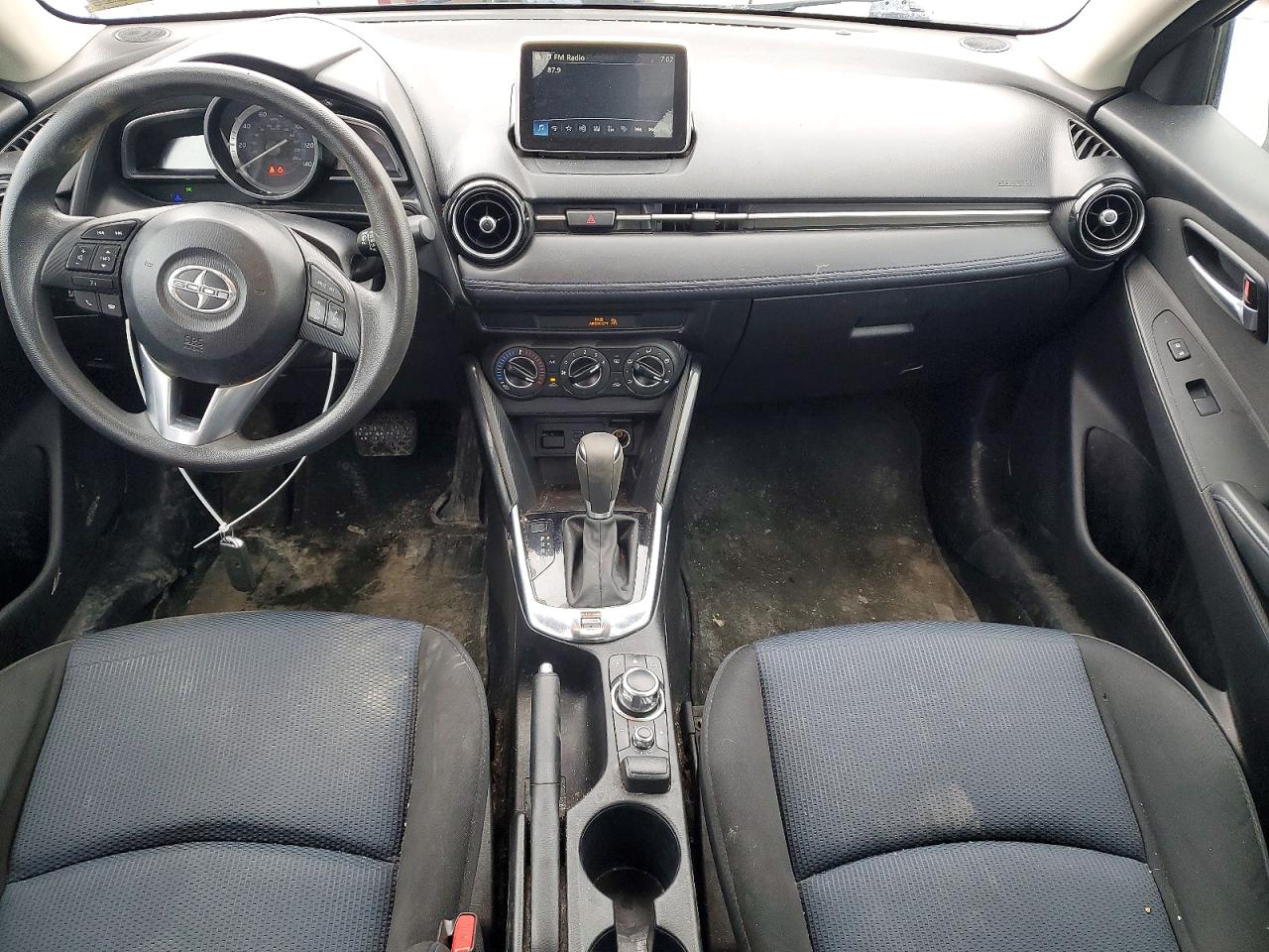 2016 Scion Ia base VIN 3MYDLBZV6GY102634 photo 8