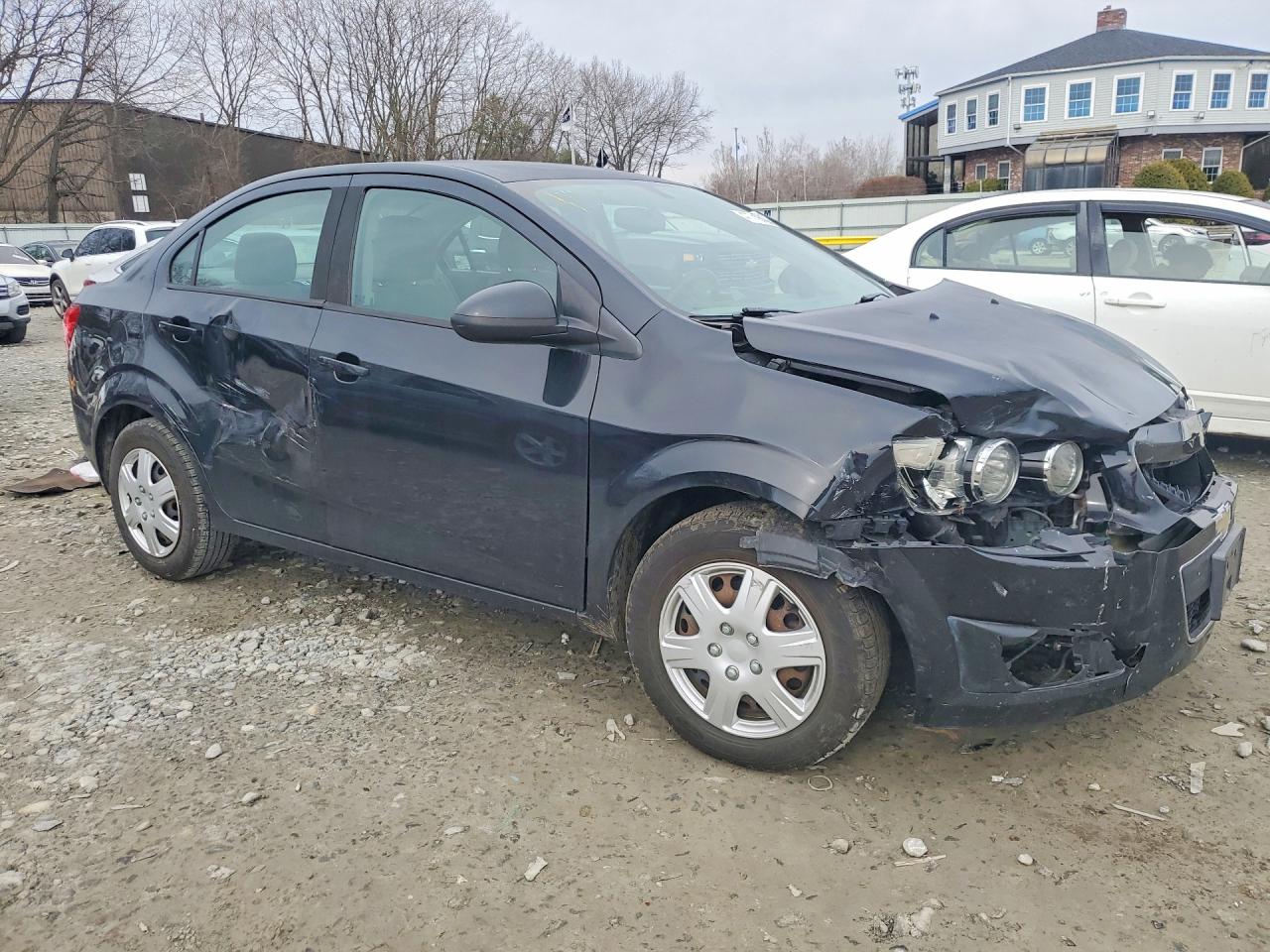 2015 CHEV Sonic VIN 1G1JA5SH0F4167440 photo 4