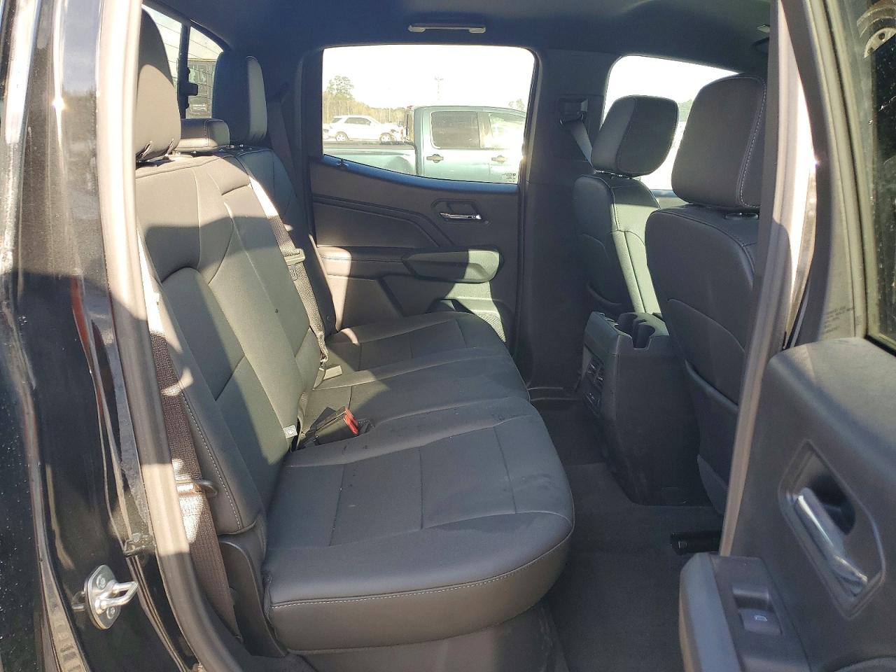 2025 GMC Canyon VIN 1GTP1BEK2S1111437 photo 10