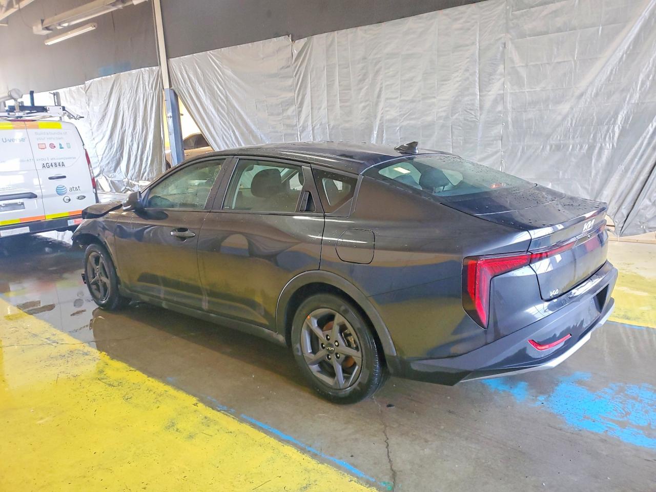 2025 Kia All other VIN 3KPFT4DE8SE229146 photo 2