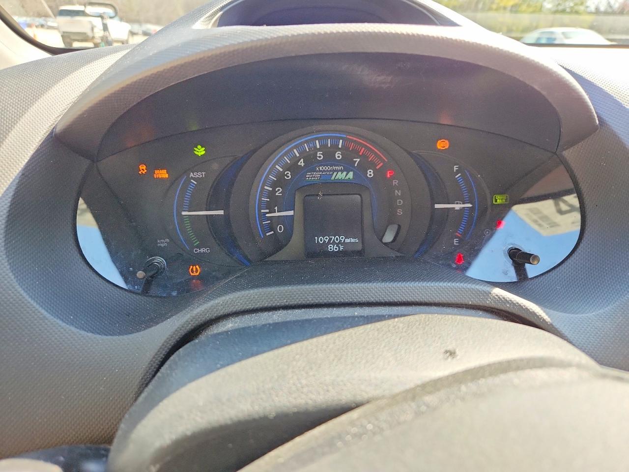 2014 Honda Insight VIN JHMZE2H73ES002213 photo 9