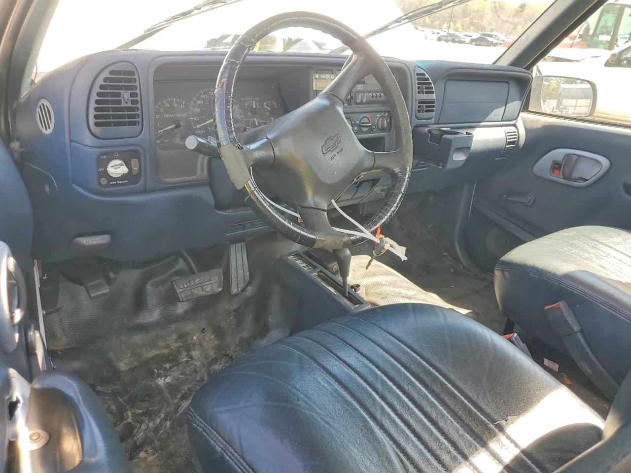1998 Chevrolet Gmt VIN 1GCEK14W5WZ278580 photo 8