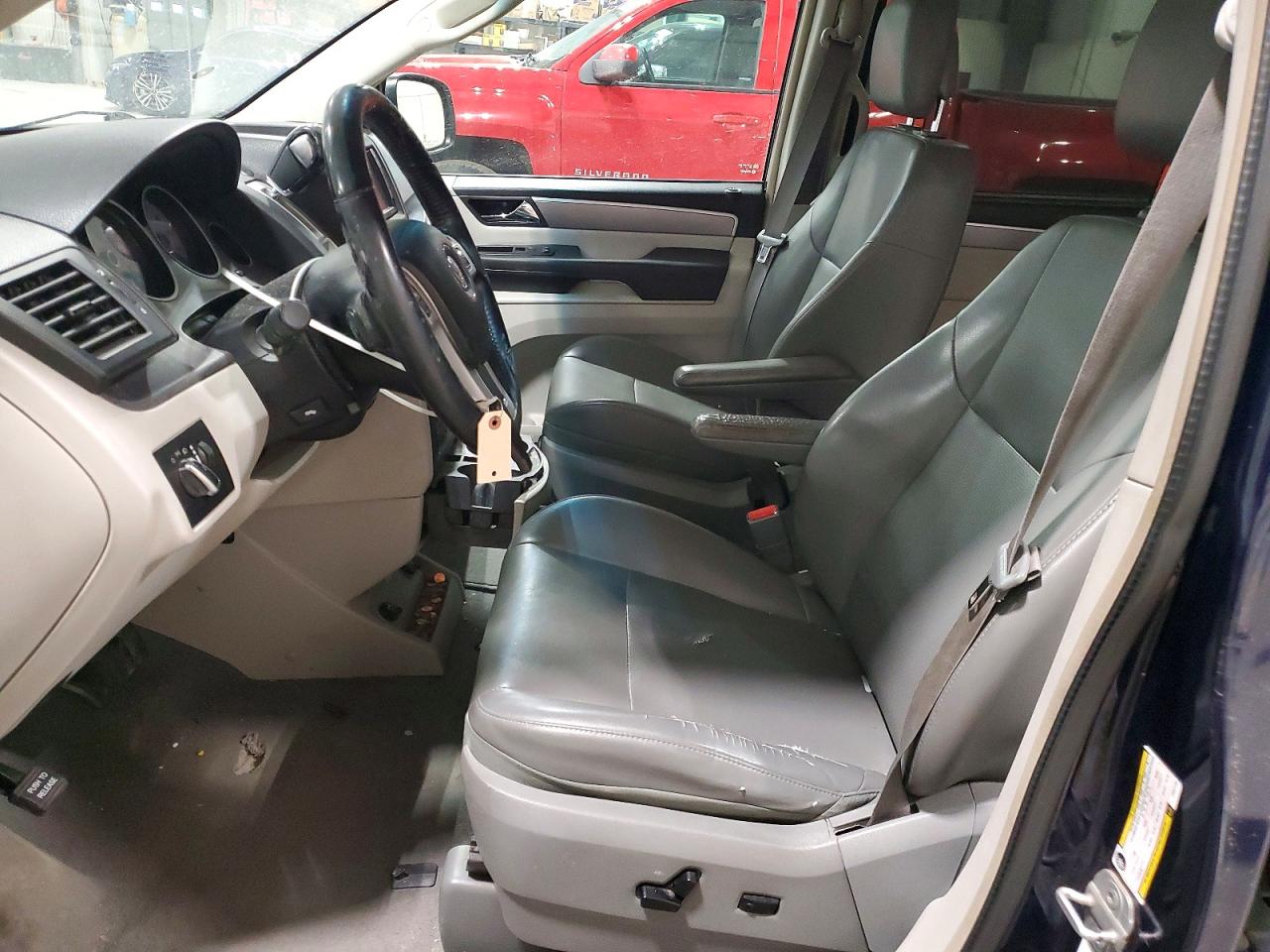 2012 VOLKSWAGEN Routan VIN 2C4RVABG9CR321294 photo 7