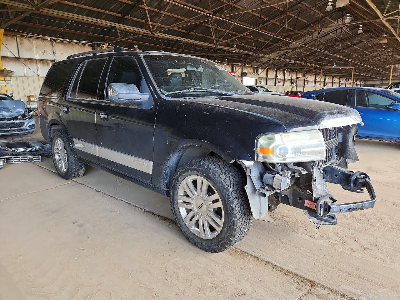 2010 Lincoln Navigator VIN 5LMJJ2H51AEJ09433 photo 4
