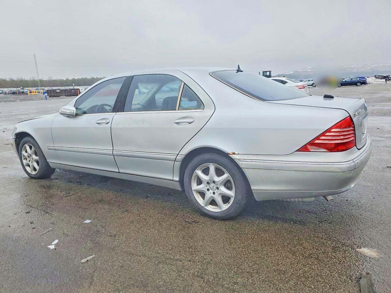 2005 Mercedes-Benz S class VIN WDBNG83J35A438371 photo 2