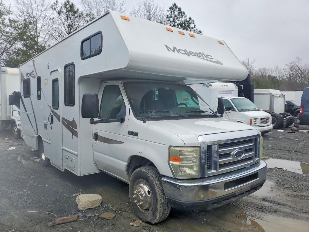 2008 Ford Econoline VIN 1FDWE35L88DB06776 photo 1