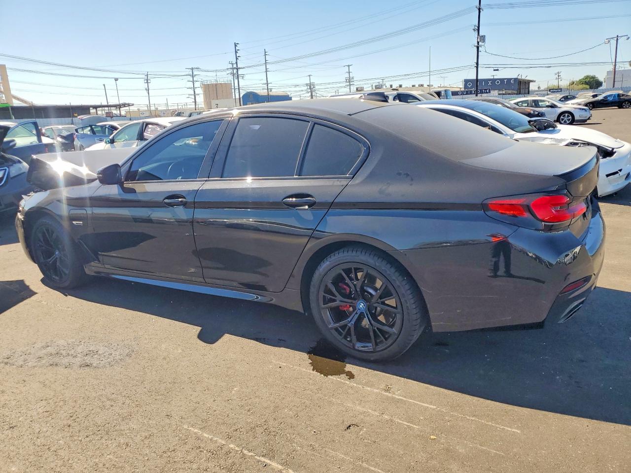 2023 BMW 5 series VIN WBA13AG09PCM42255 photo 2