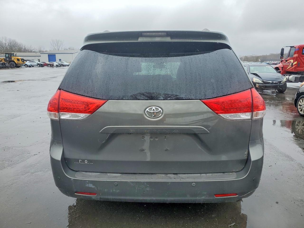 2012 Toyota All models VIN 5TDYK3DC0CS196655 photo 6