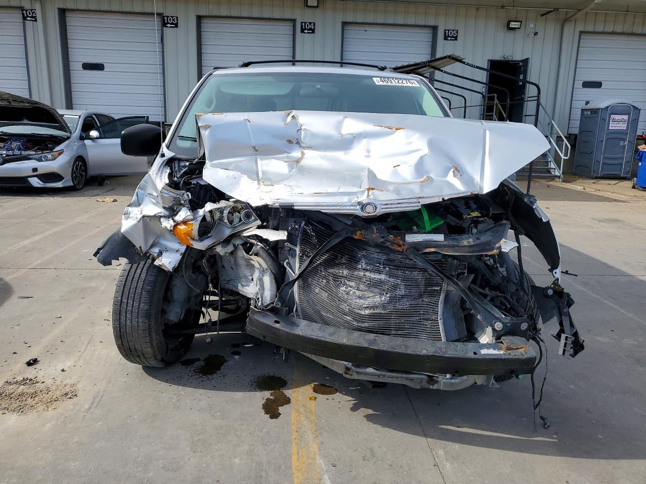 2008 Chrysler Minivan VIN 2A8HR44H98R819826 photo 5