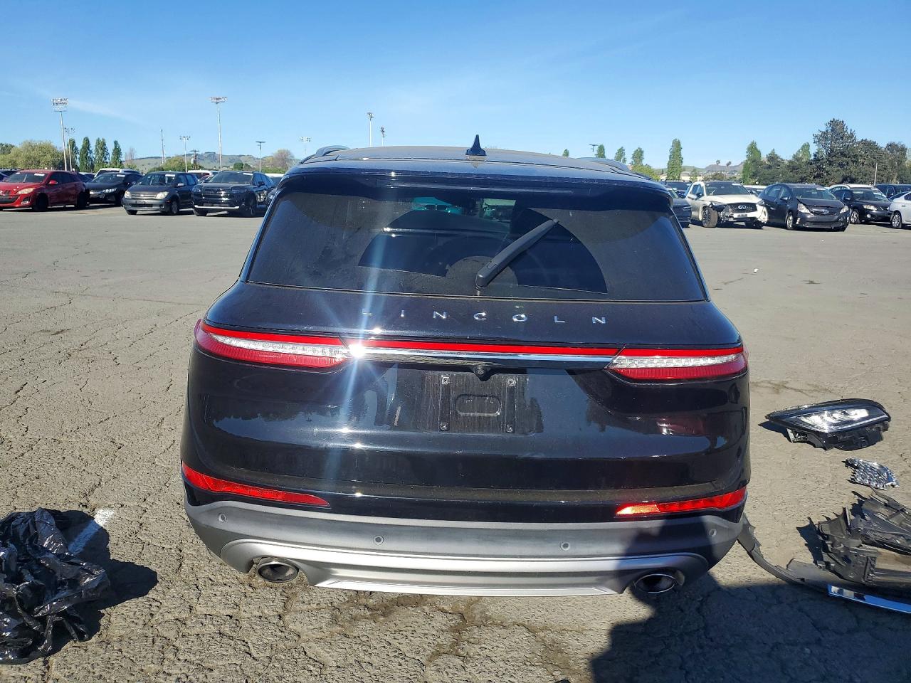 2021 Lincoln Corsair VIN 5LMCJ1C9XMUL17690 photo 6