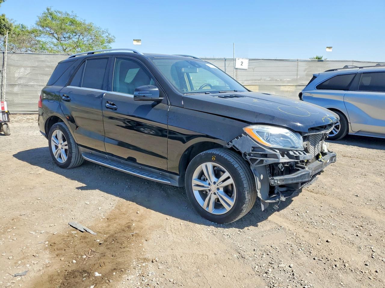 2014 Mercedes-Benz M-class VIN 4JGDA2EB4EA318673 photo 4