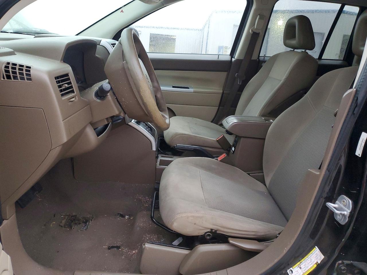 2008 Jeep Compass VIN 1J8FT47098D689659 photo 7