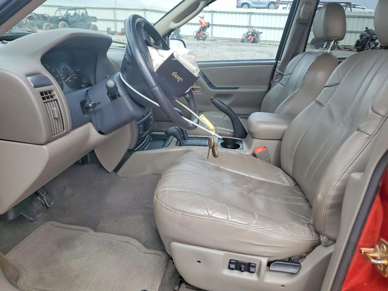 2004 Jeep Cherokee VIN 1J4GW48S04C208856 photo 7