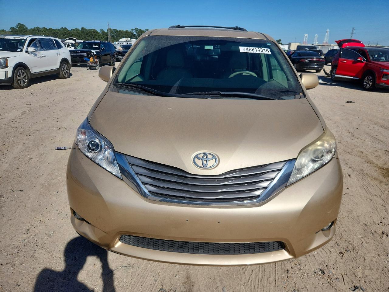 2011 TOYT Sienna VIN 5TDYK3DC6BS007280 photo 5