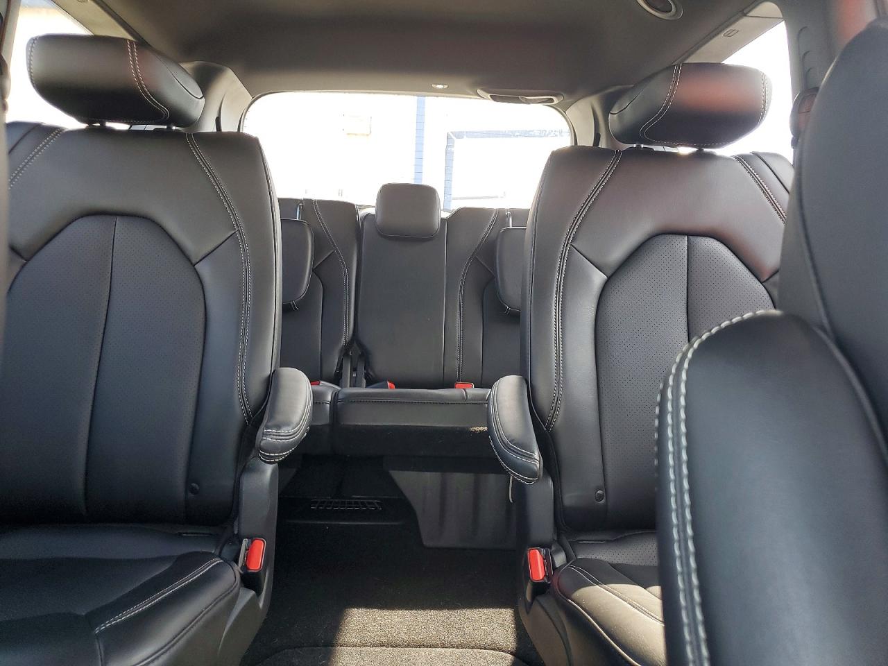 2025 Chrysler Pacifica s VIN 2C4RC1BG8SR545872 photo 10