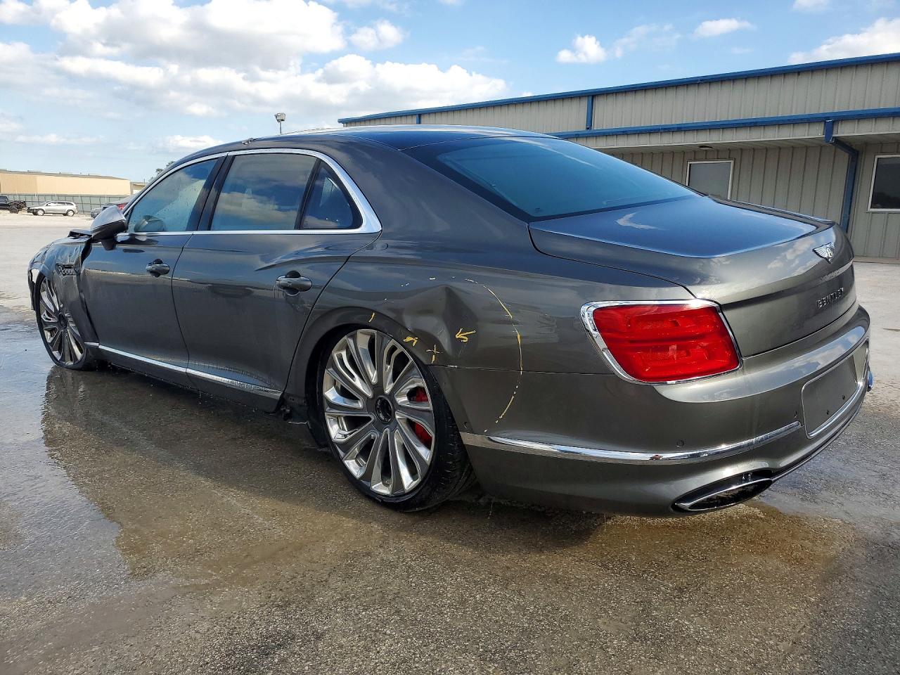 2023 BENTLEY All models VIN SCBBB6ZG7PC007285 photo 2