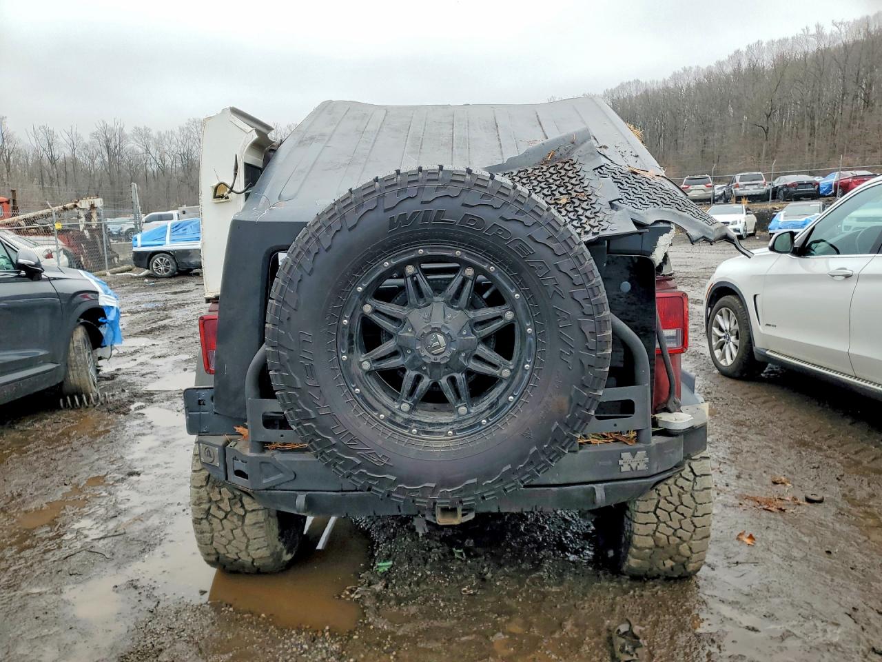 2009 Jeep Wrangler / VIN 1J4GA39169L758410 photo 6