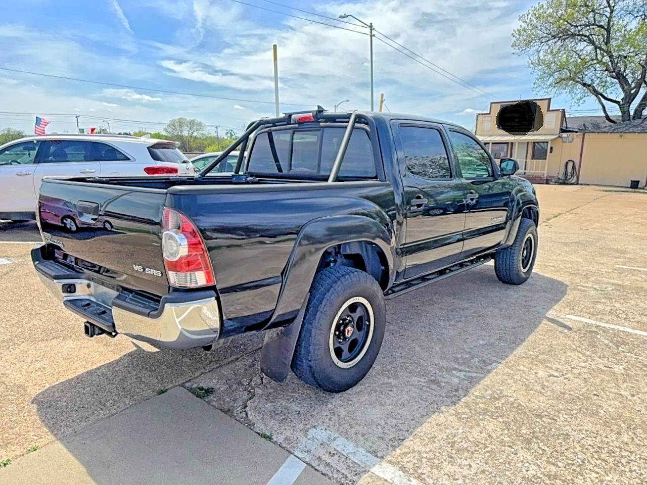 2014 Toyota Tacoma v6 VIN 3TMLU4EN8EM155235 photo 4