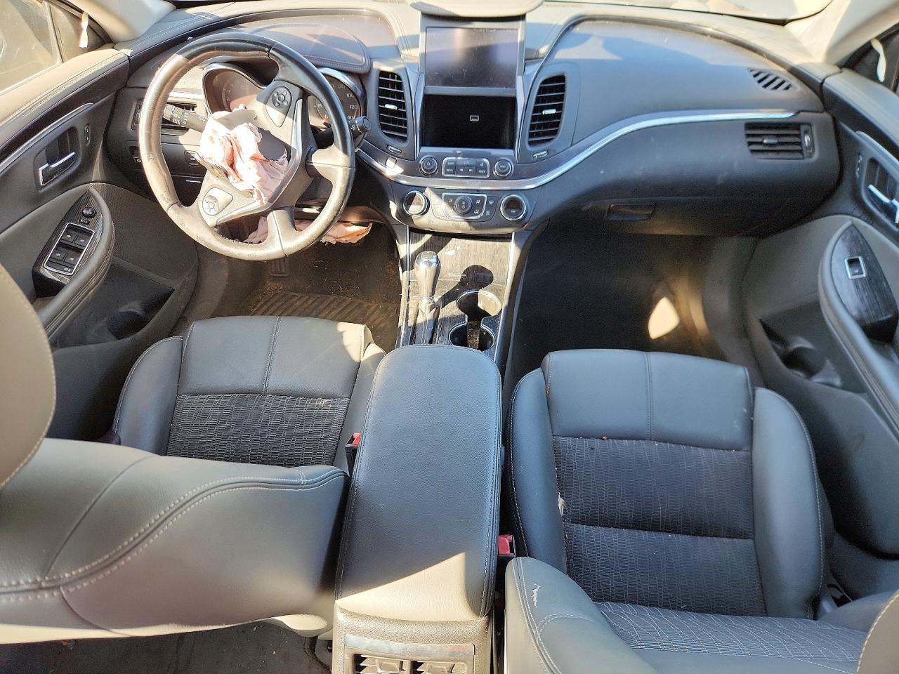 2017 Chevrolet Impala VIN 2G1105S31H9170628 photo 8