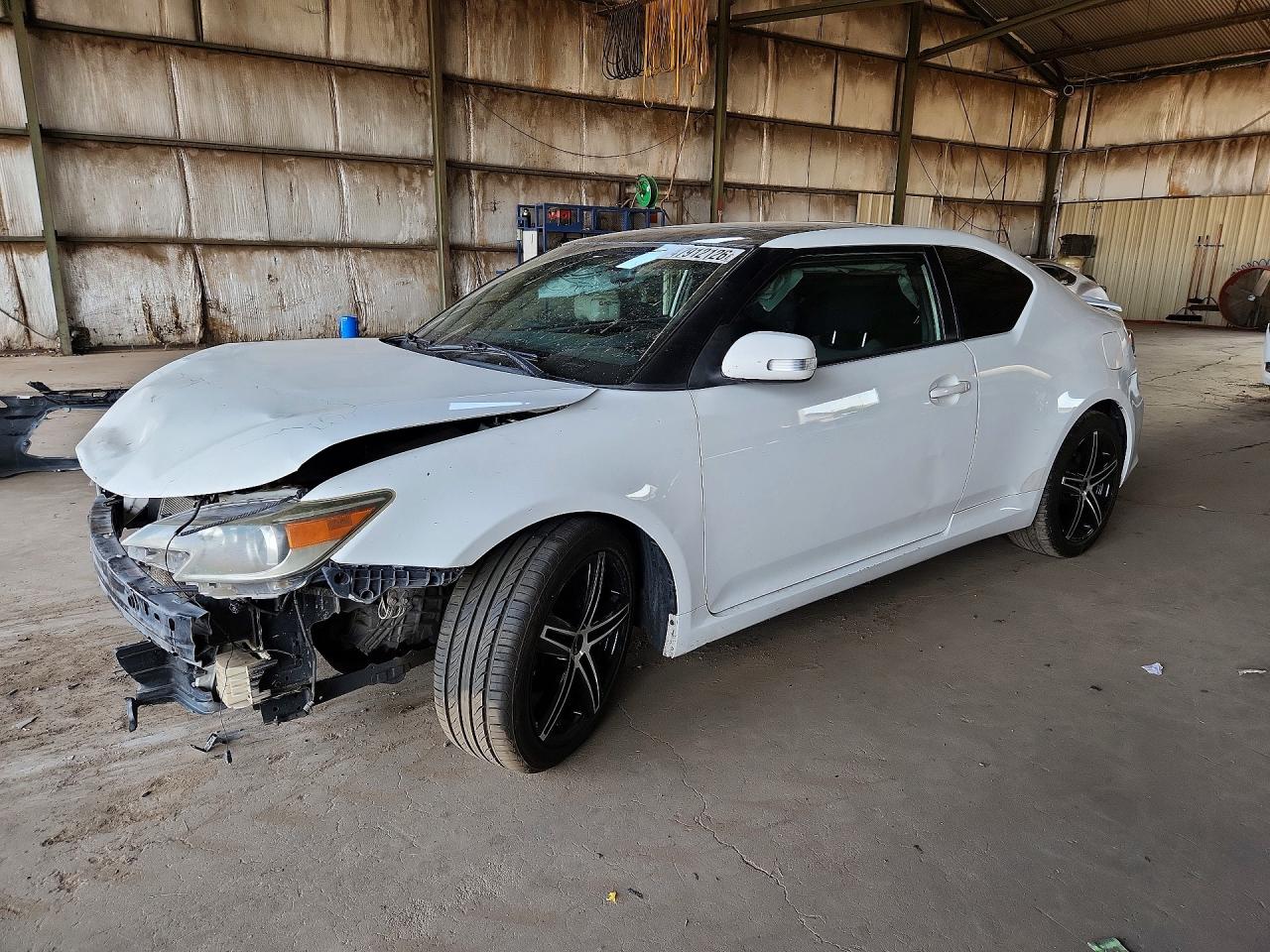 2014 Scion Tc VIN JTKJF5C75E3082704 photo 1