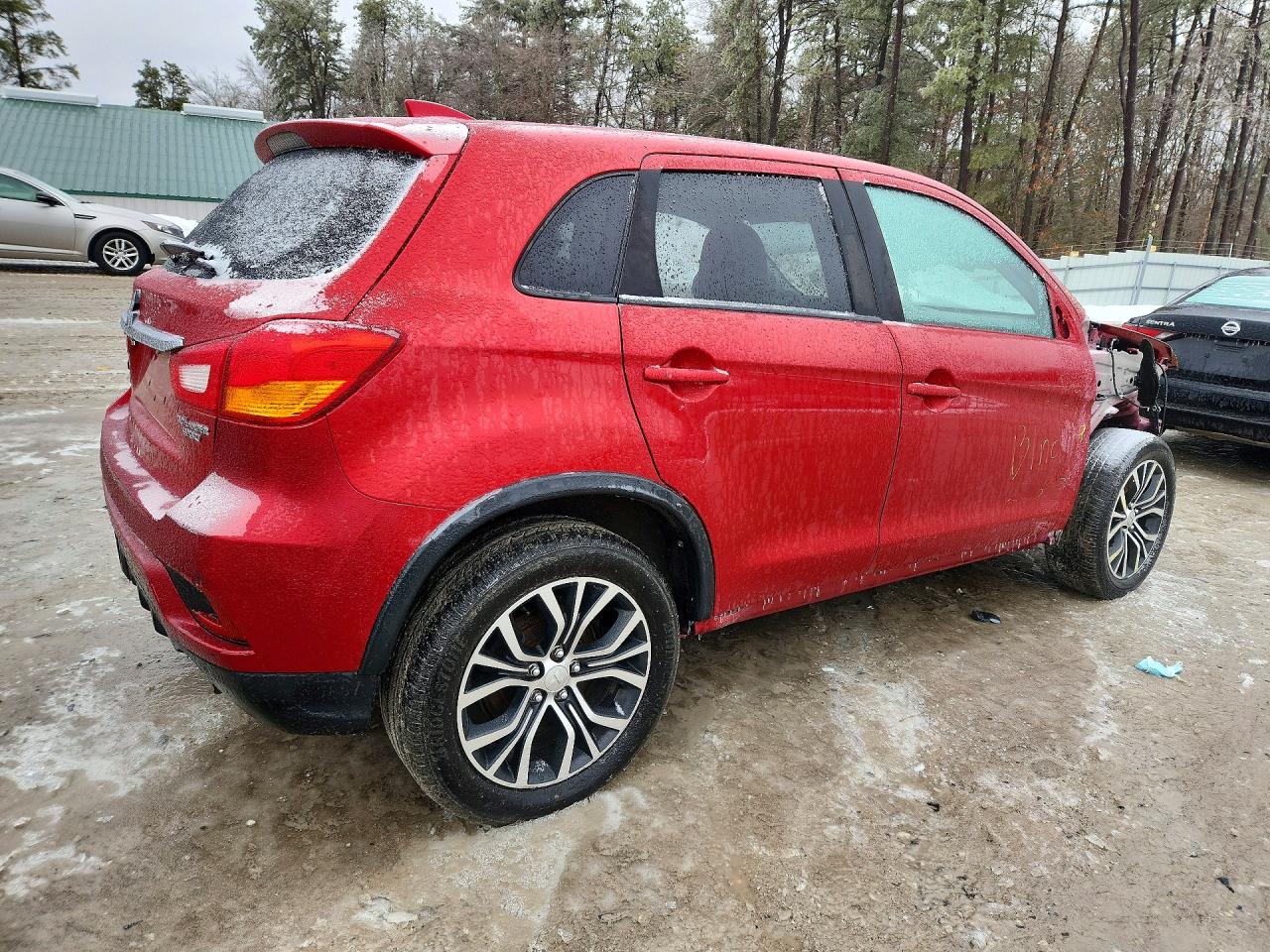 2019 Mitsubishi Outlander VIN JA4AP3AU3KU028769 photo 3