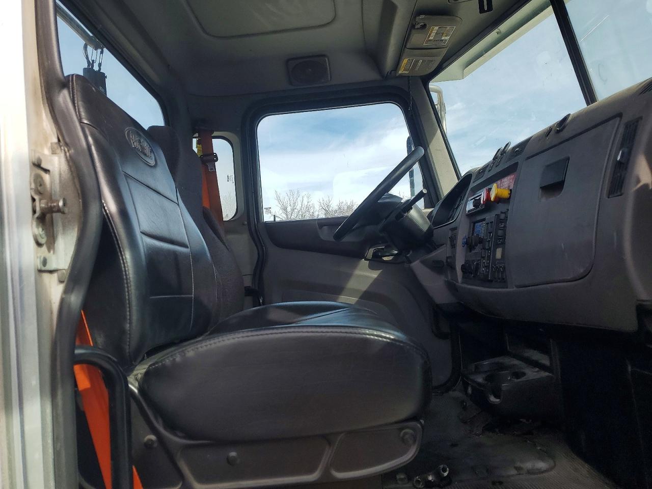 2017 PETERBILT All other VIN 1XP3AJ8X2HD430665 photo 6