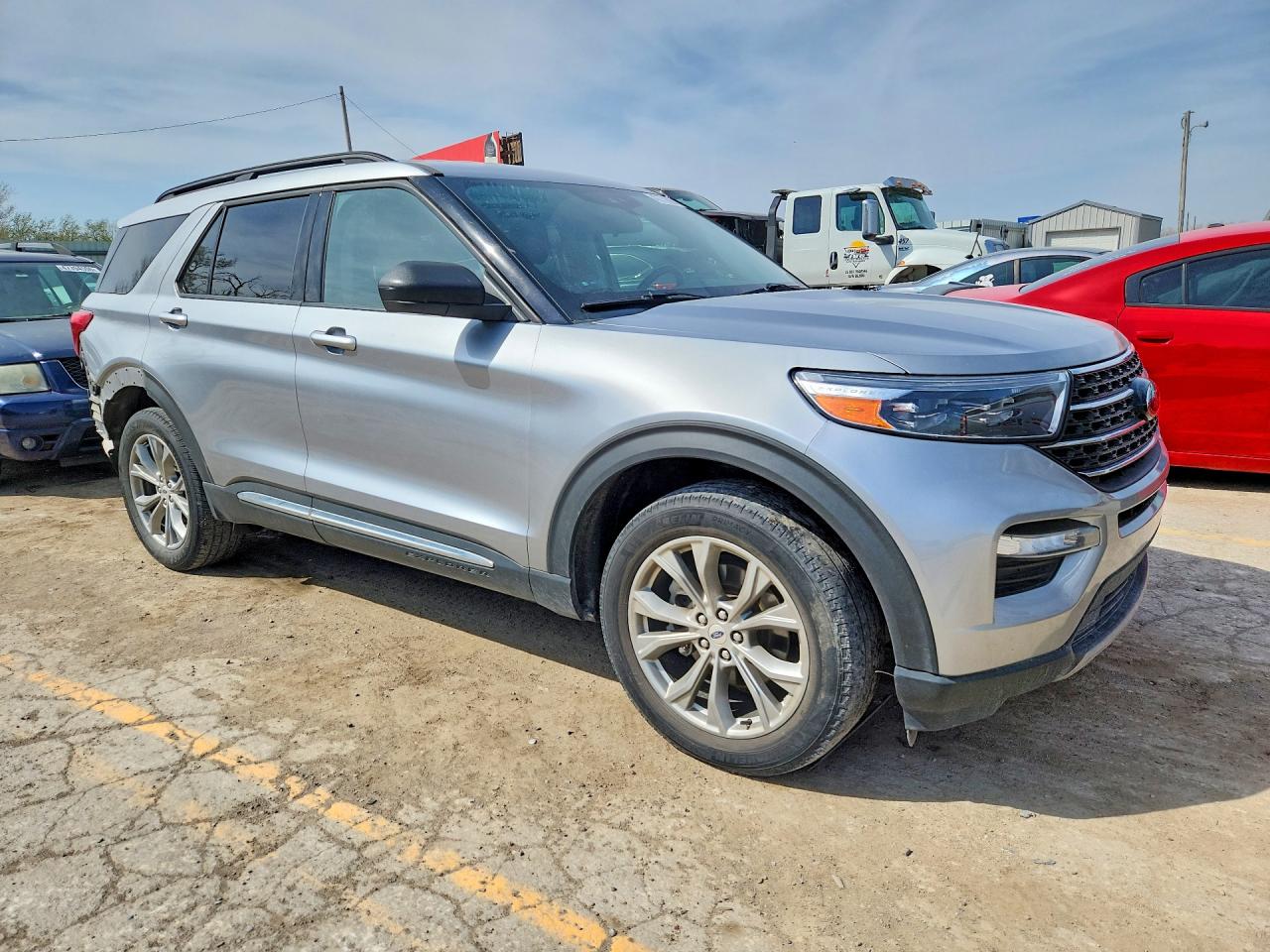 2021 Ford Explorer VIN 1FMSK8DH7MGC01887 photo 4