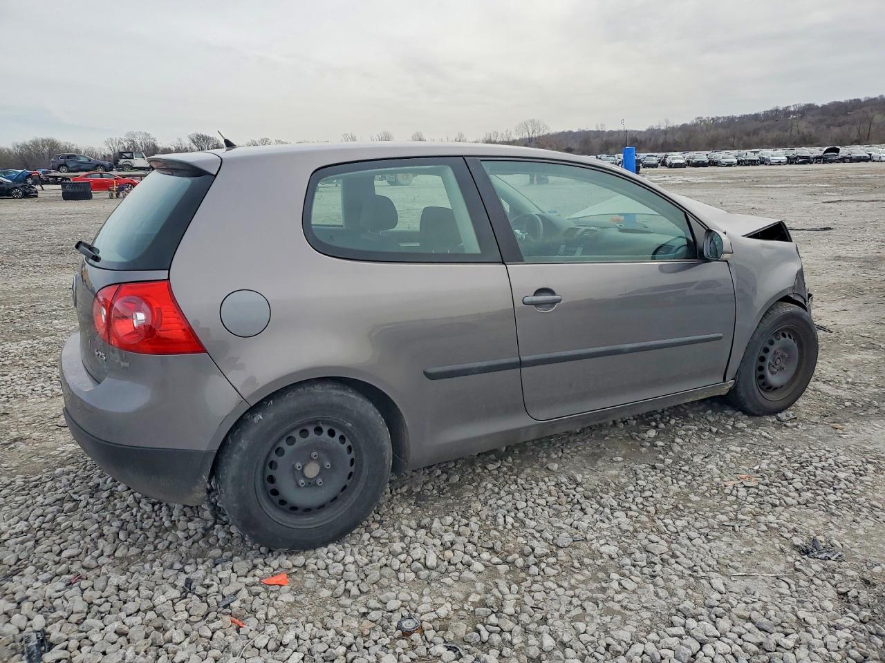 2008 Volkswagen Rabbit VIN WVWBA71K48W160910 photo 3