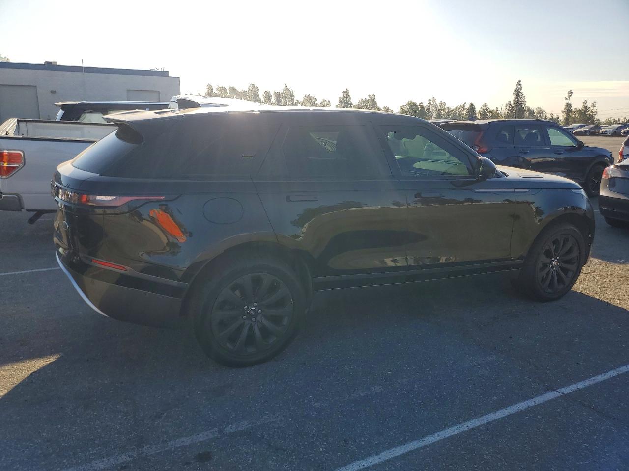 2018 Land Rangerover VIN SALYL2RX2JA710818 photo 3