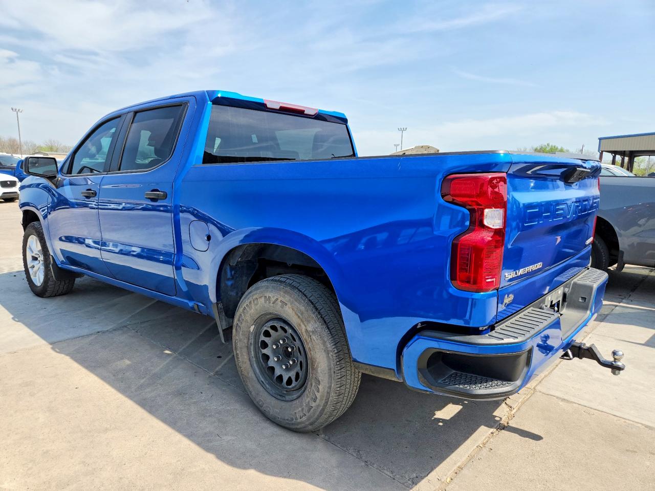 2022 Chevrolet All models VIN 1GCPABEK8NZ560062 photo 2