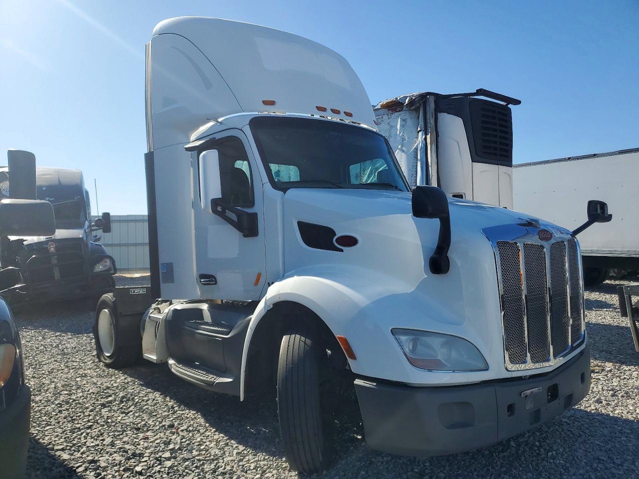 2019 PETERBILT All models VIN 1XPBA48X7KD478604 photo 1