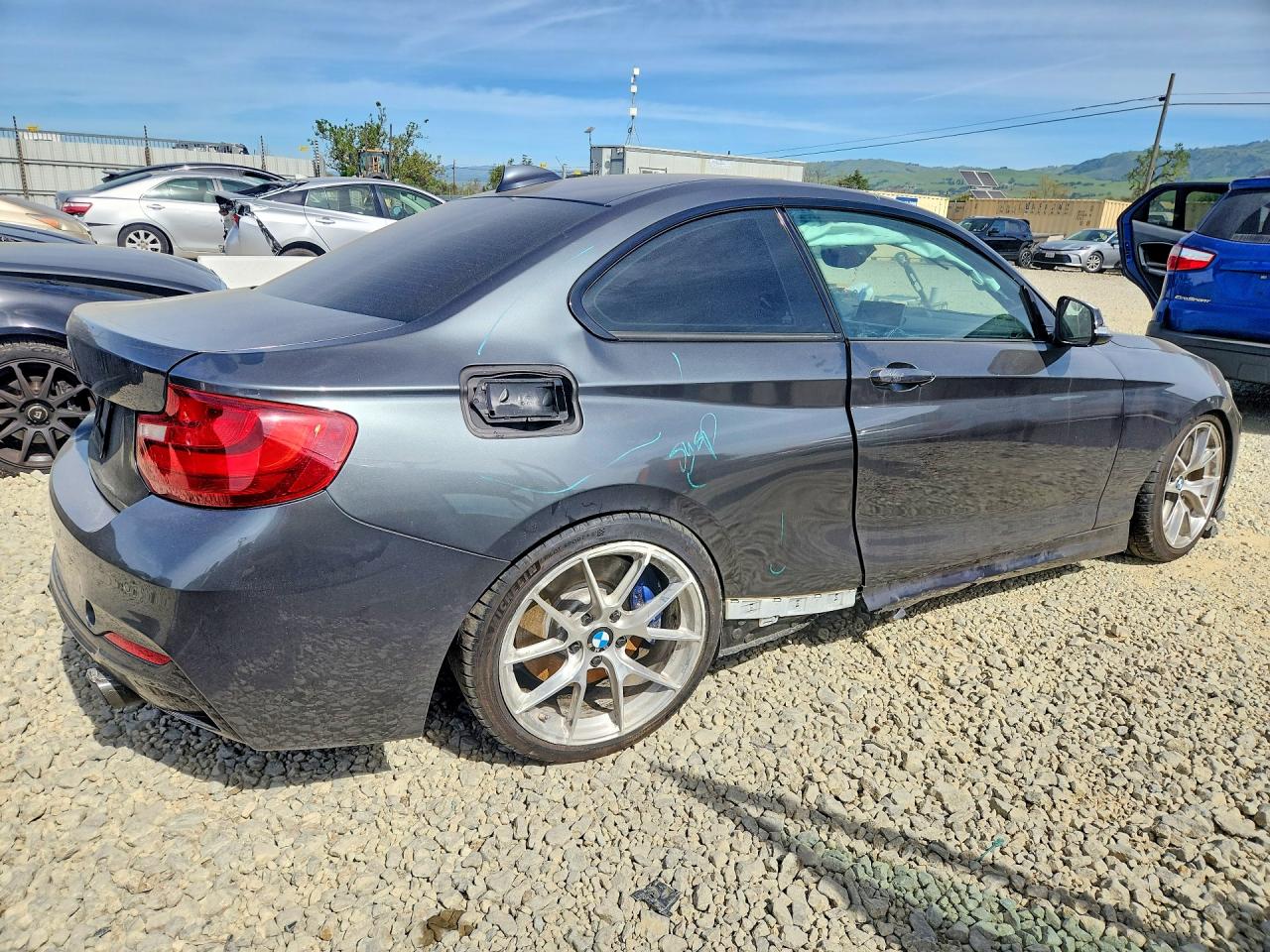 2017 BMW M2 VIN WBA2G1C36HV639320 photo 3