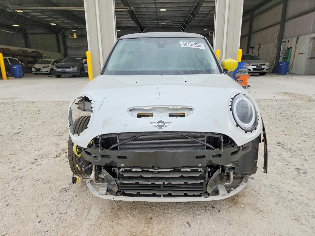 2024 Mini Cooper VIN WMW13DJ04R2U35300 photo 5