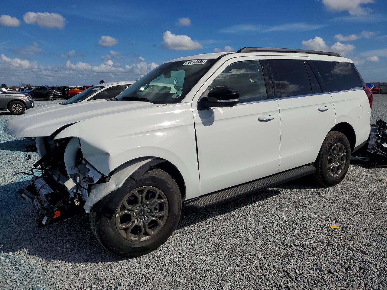 2026 Ford Expedition VIN 1FMJU1H80TEA04075 photo 1