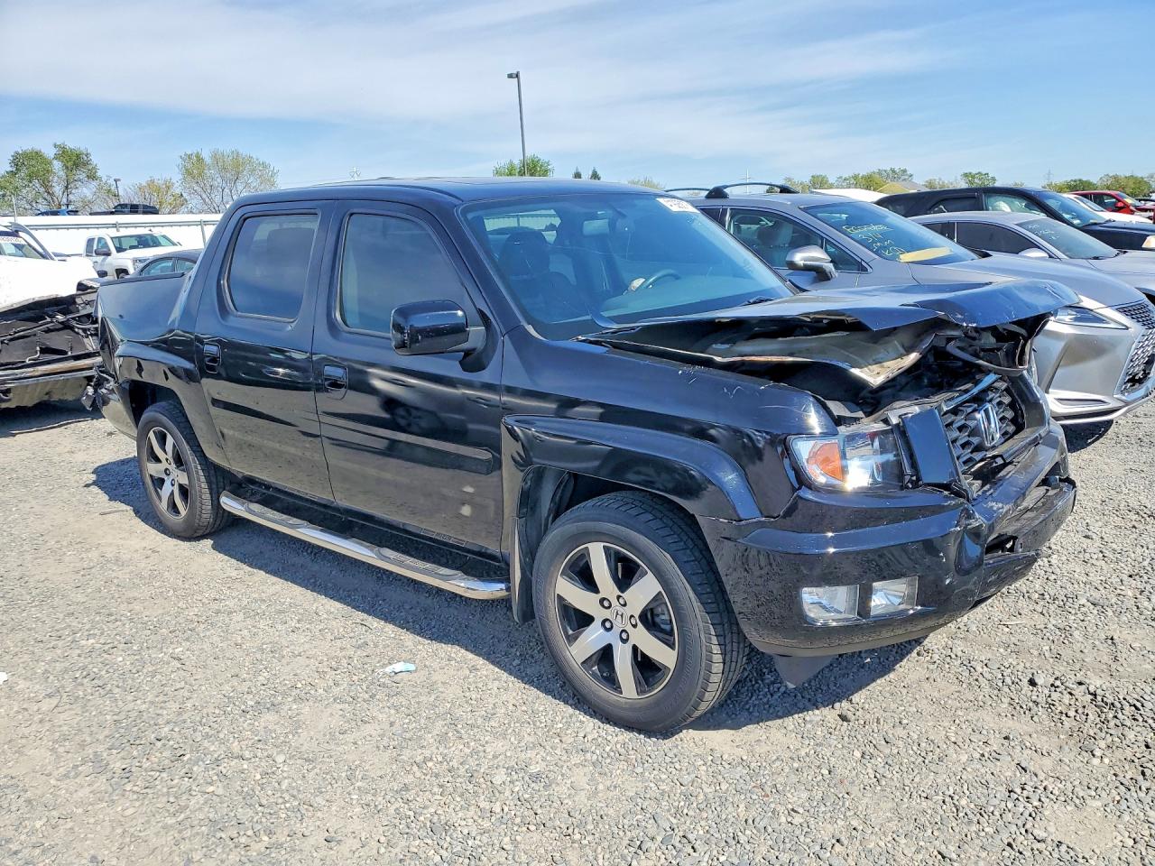 2014 Honda Ridgeline VIN 5FPYK1F6XEB007780 photo 4