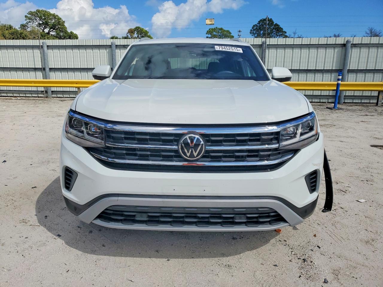 2020 Atlas cross sport VIN 1V2YE2CA6LC220183 photo 5