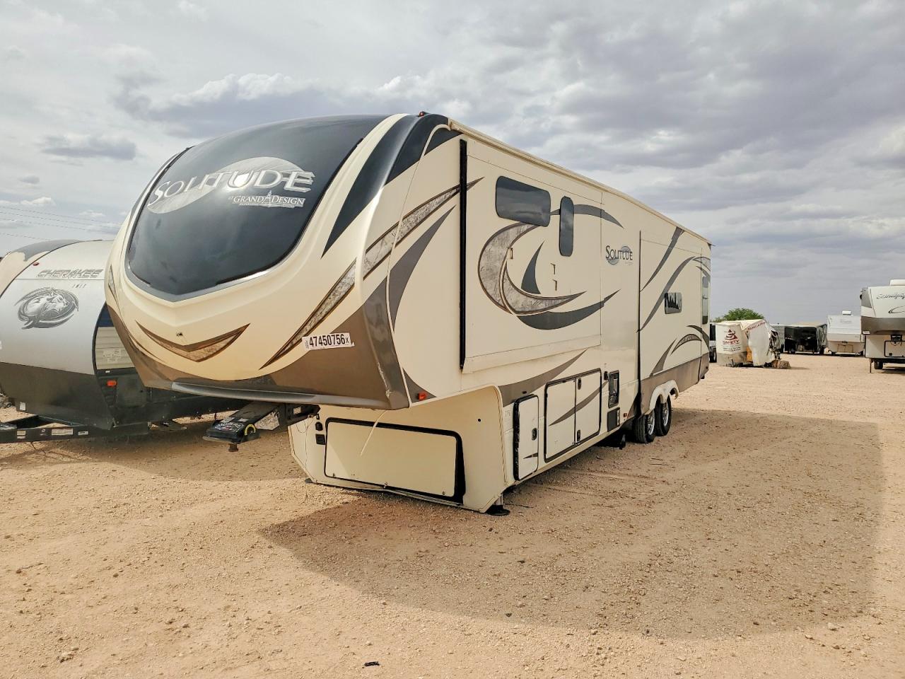 2017 GRAND Solitude VIN 573FS4229H1107086 photo 2