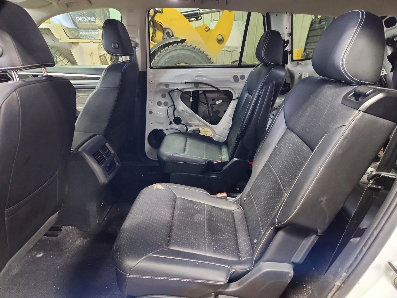 2023 Volkswagen Atlas VIN 1V2KR2CA7PC551872 photo 11