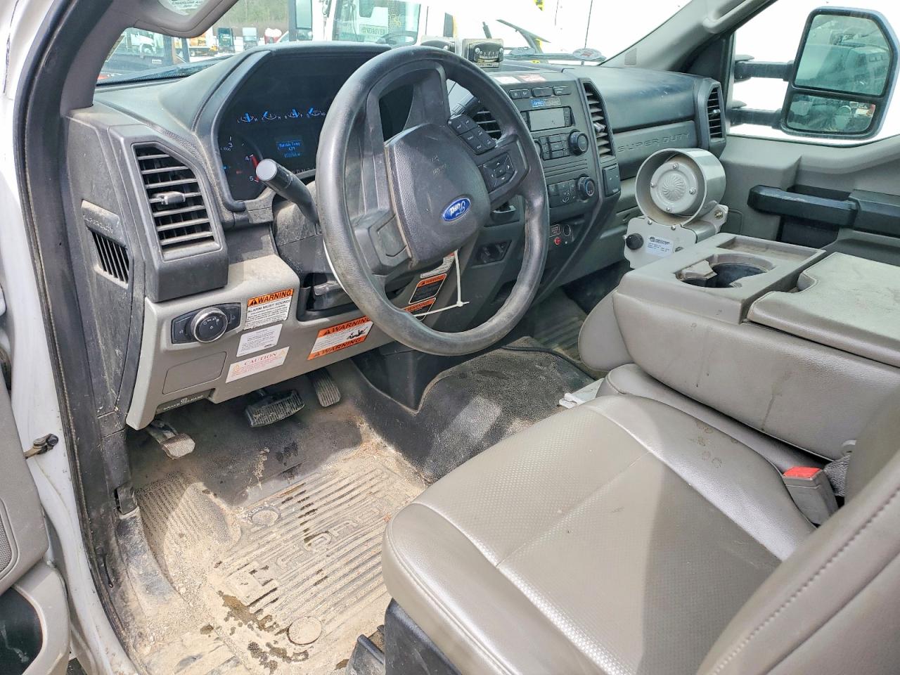 2019 Ford F550 VIN 1FDUF5GT6KEE94234 photo 8