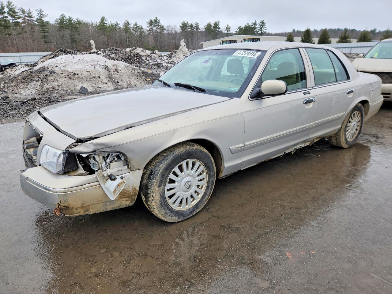 2007 Mercury Grmarquis VIN 2MEFM75VX7X642361 photo 1