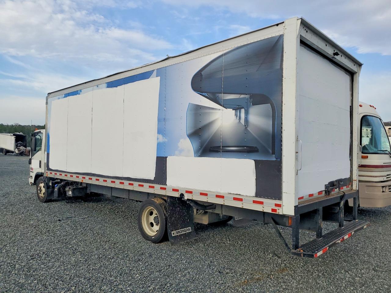2021 All models VIN JALE5W166M7300893 photo 2