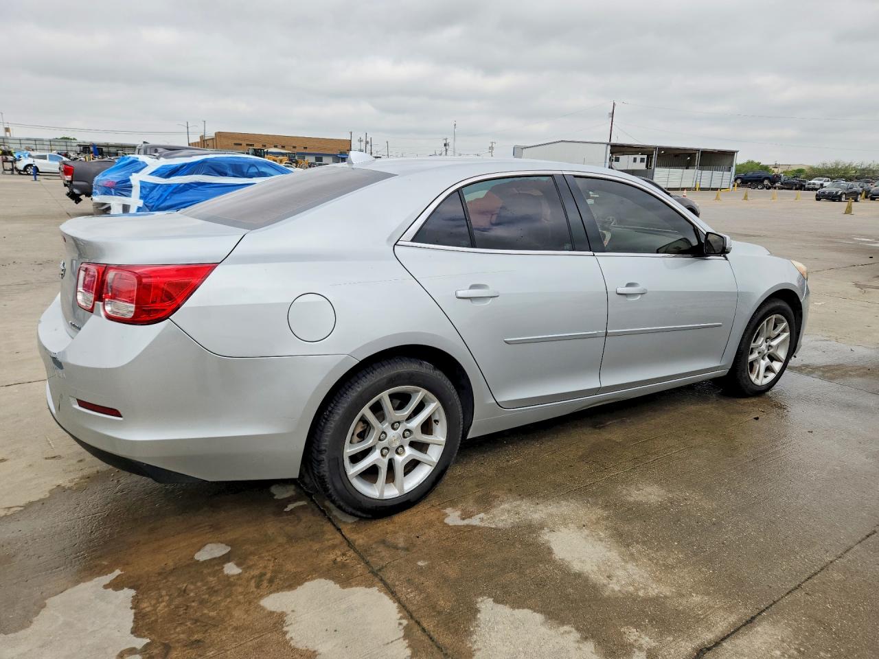 2014 Chevrolet Malibu VIN 1G11C5SL2EF232810 photo 3
