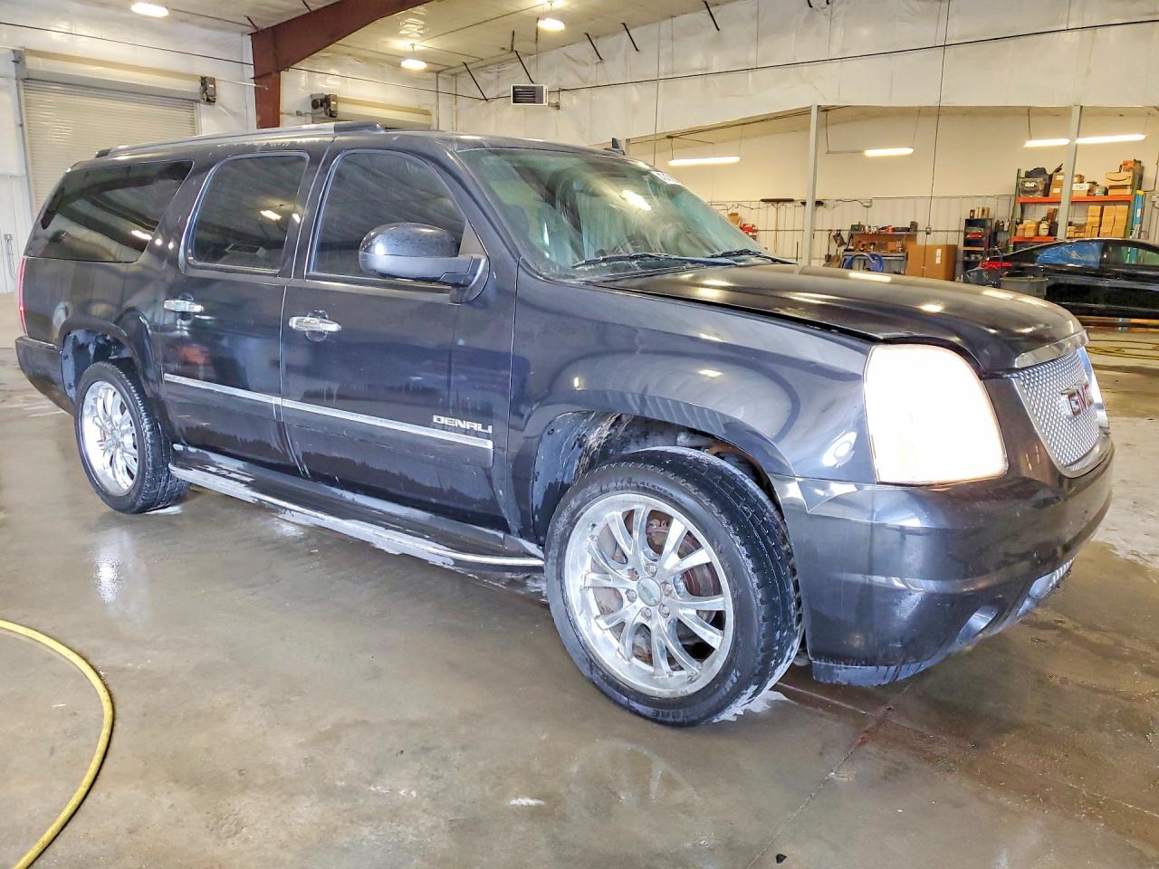 2011 GMC Yukon VIN 1GKS2MEF0BR234018 photo 4